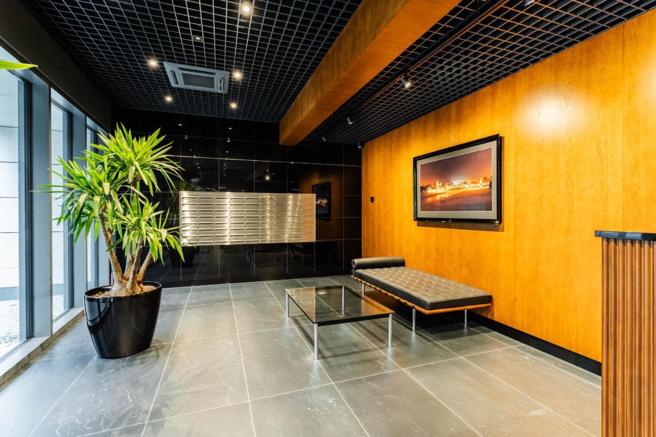 Klimatyzowany Apartament Very Berry Z Parkingiem W Poznaniu By Noclegi Renters Exteriér fotografie